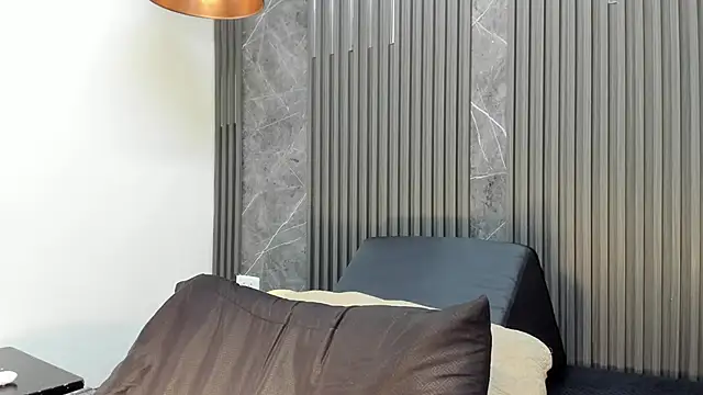 SaraiEvans online show from September 25, 3:23 am