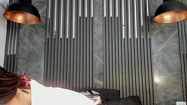 SaraiEvans online show from November 7, 3:22 am