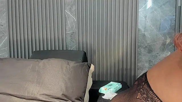 SaraiEvans online show from September 21, 3:22 am