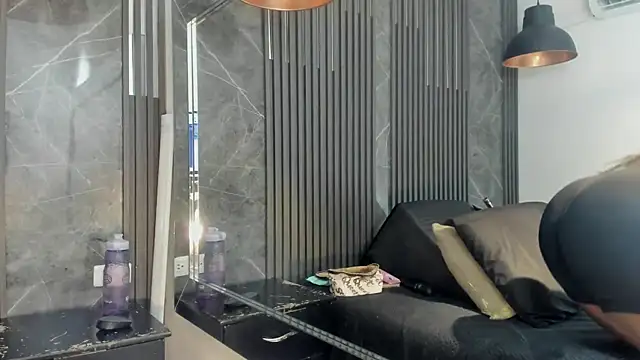 SaraiEvans online show from September 12, 3:17 am