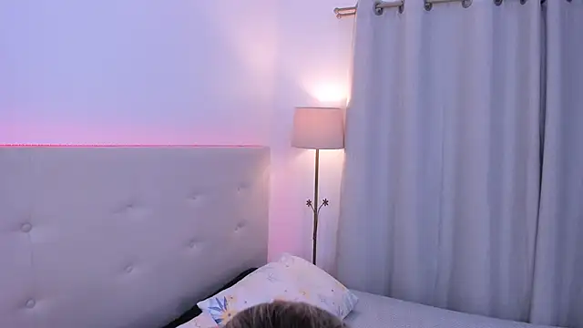 MissMaria online show from April 4, 3:35 am