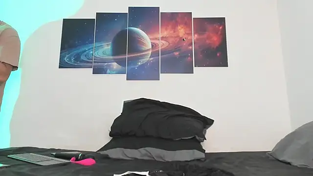 Snapshot of evanandsunny chatting on October 26, 11:38 pm evanandsunny online show from October 26, 11:38 pm