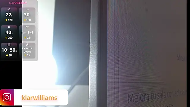 Snapshot of klarwillians chatting on March 18, 3:02 am klarwillians online show from March 18, 3:02 am