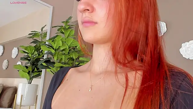 Snapshot of AylinMillerxs chatting on March 20, 8:08 pm AylinMillerxs online show from March 20, 8:08 pm