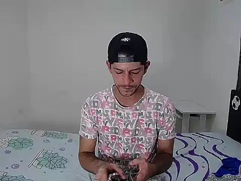 dirty boy horny online show from November 24, 9:59 pm