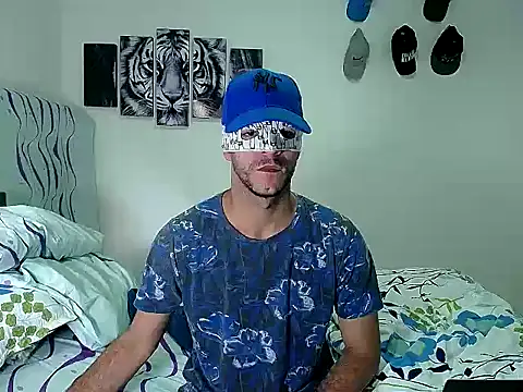 dirty boy horny online show from November 22, 9:13 pm