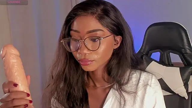 SavannahWildee online show from February 9, 12:06 am