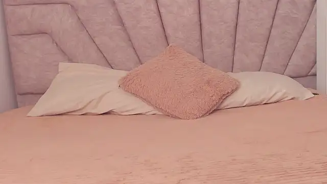 SavannahWildee online show from February 23, 1:12 pm