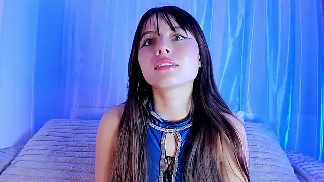 EmilyWithe online show from April 16, 11:18 pm