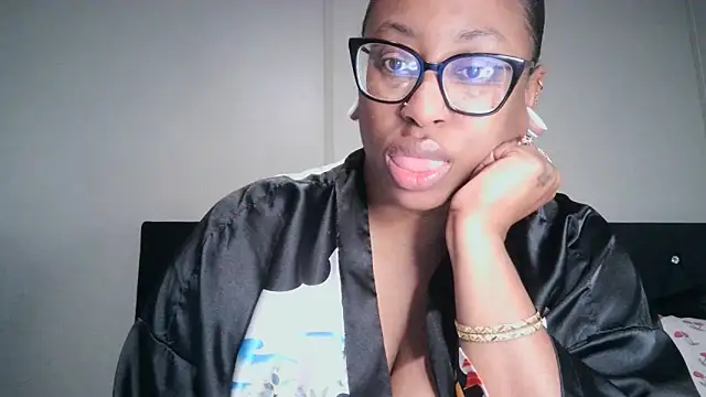 Nyxie Chaos online show from December 1, 12:17 pm