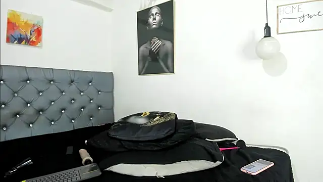 Snapshot of Najayla_adams1 chatting on February 15, 11:50 am Najayla adams1 online show from February 15, 11:50 am