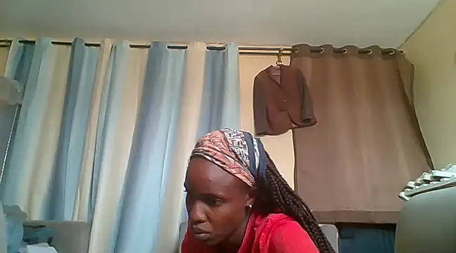 Snapshot of likys123 chatting on February 13, 12:21 pm likys123 online show from February 13, 12:21 pm