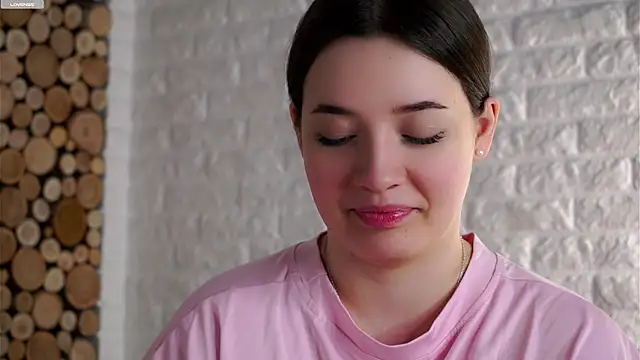 LowOncoming online show from April 3, 2:18 am