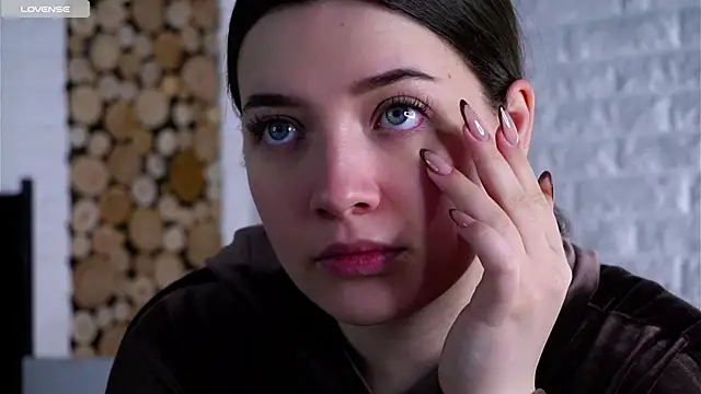 LowOncoming online show from April 13, 3:43 am