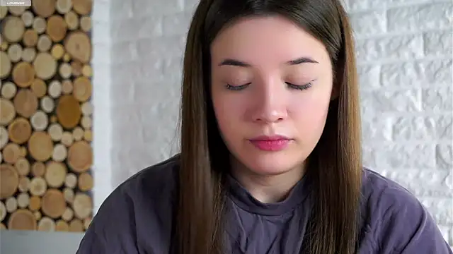 LowOncoming online show from January 9, 2:07 am