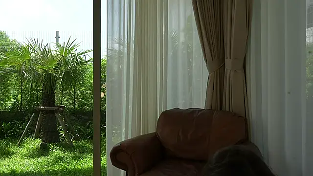 ValerieHill online show from November 4, 4:38 am