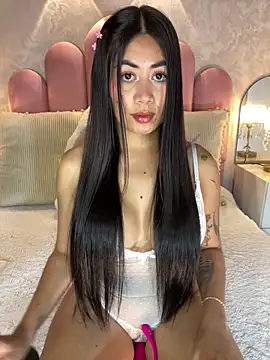  MadiLee  online show from May 26, 2:09 am