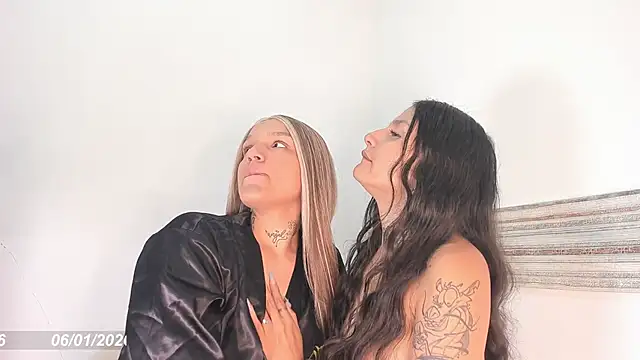 Sensually Explosive online show from January 6, 9:30 pm