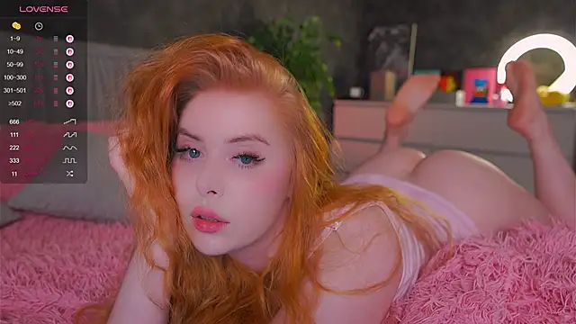 RedHotVixen0 online show from November 4, 12:03 am