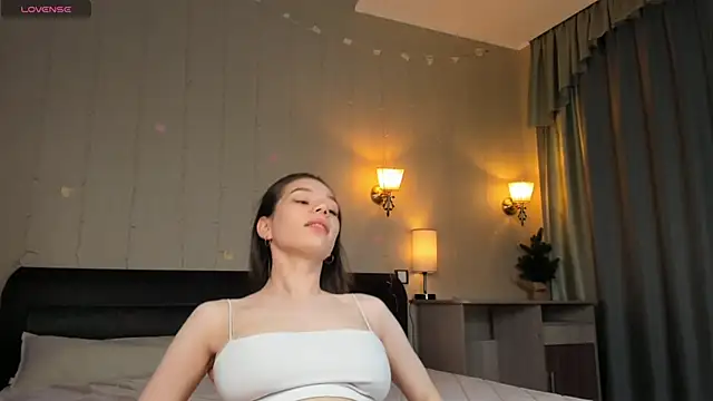 Snapshot of MartaVigano chatting on February 28, 1:05 am MartaVigano online show from February 28, 1:05 am