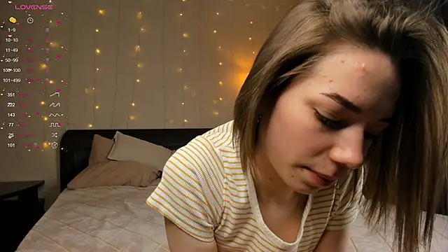 Snapshot of MartaVigano chatting on March 14, 1:05 am MartaVigano online show from March 14, 1:05 am