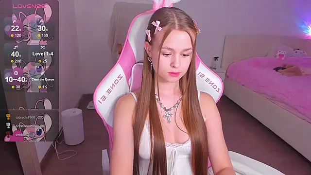 molly murrrr online show from January 4, 8:59 pm