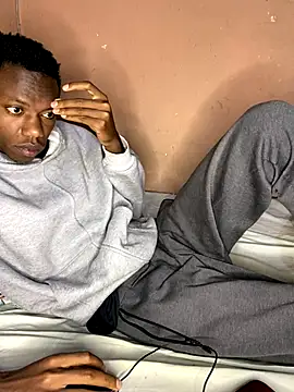 Snapshot of fireboyafrica chatting on September 24, 12:29 am fireboyafrica online show from September 24, 12:29 am