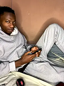 Snapshot of fireboyafrica chatting on October 3, 10:33 pm fireboyafrica online show from October 3, 10:33 pm