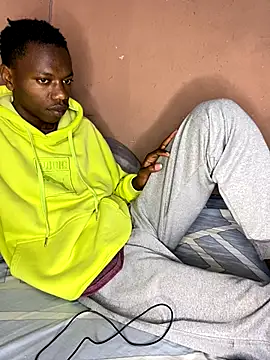 Snapshot of fireboyafrica chatting on October 16, 12:30 am fireboyafrica online show from October 16, 12:30 am