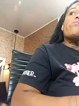 Michelle Brito1 online show from October 9, 10:10 pm