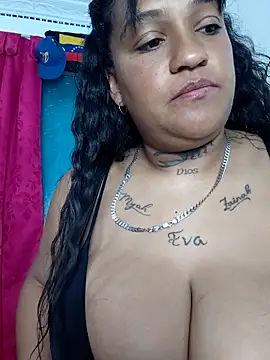 Michelle Brito1 online show from February 28, 2:50 pm