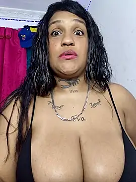 Michelle Brito1 online show from March 8, 2:04 am