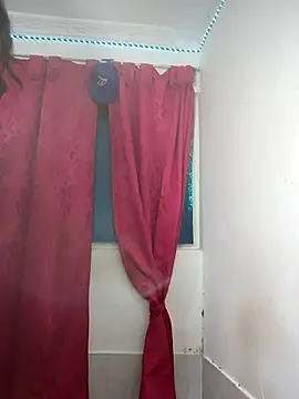 Michelle Brito1 online show from February 15, 4:06 pm