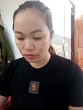 Snapshot of Lan_rose chatting on March 12, 12:42 am Lan rose online show from March 12, 12:42 am