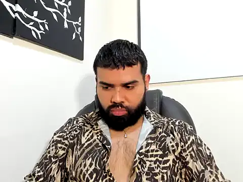 JEAN  TAUREAU online show from December 5, 4:55 am