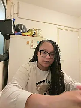 BaddieMelanie online show from February 10, 6:29 pm