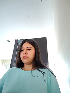  maiahairy  online show from November 17, 8:35 pm