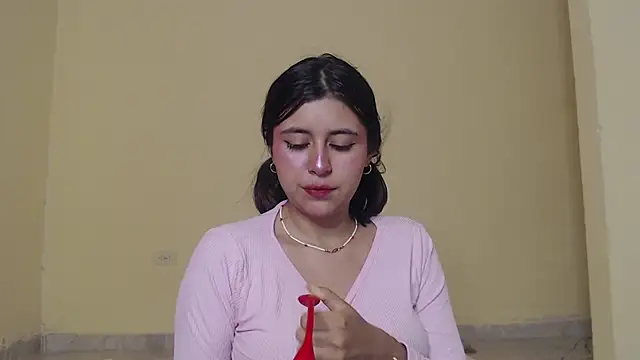  maiahairy  online show from February 19, 10:53 pm