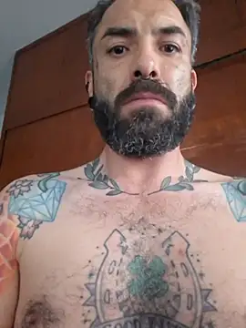 Snapshot of Atlas088 chatting on July 10, 1:44 pm Atlas088 online show from July 10, 1:44 pm