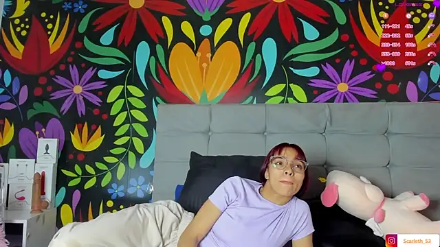 Snapshot of Scarlet_Red_ chatting on November 22, 12:15 pm Scarlet Red online show from November 22, 12:15 pm