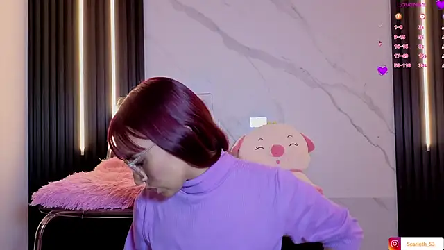 Snapshot of Scarlet_Red_ chatting on December 3, 1:21 pm Scarlet Red online show from December 3, 1:21 pm