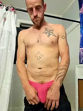 Snapshot of 5g4ever chatting on January 23, 12:14 am 5g4ever online show from January 23, 12:14 am