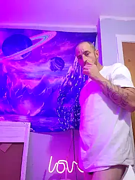 Snapshot of 5g4ever chatting on January 12, 9:30 am 5g4ever online show from January 12, 9:30 am