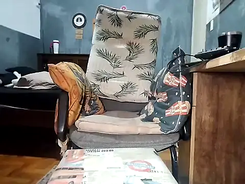 bumbumtatuado online show from February 17, 11:57 pm