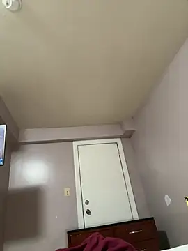 snowrillaxxx online show from June 5, 3:44 am