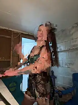 snowrillaxxx online show from May 20, 5:26 am