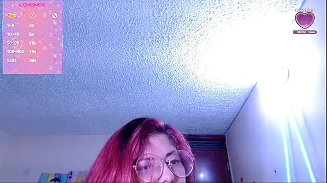 Snapshot of Azamy-12 chatting on February 22, 11:03 pm Azamy-12 online show from February 22, 11:03 pm
