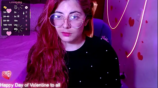 Snapshot of Azamy-12 chatting on February 15, 11:47 pm Azamy-12 online show from February 15, 11:47 pm