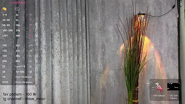 Snapshot of chloe_moormoor chatting on December 10, 9:00 pm chloe moormoor online show from December 10, 9:00 pm