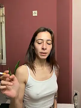 SOFIASWEETSECRETT online show from May 1, 2:38 am